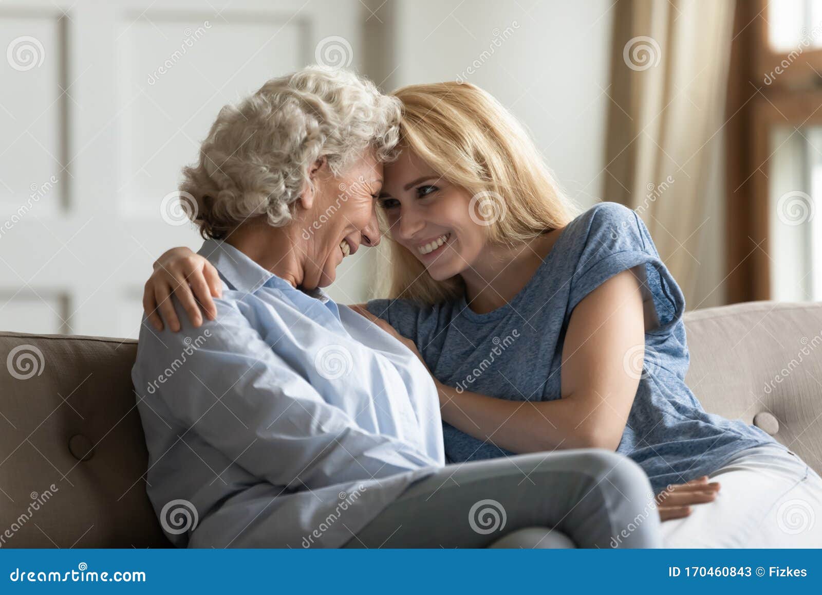 Loving older woman come 53371