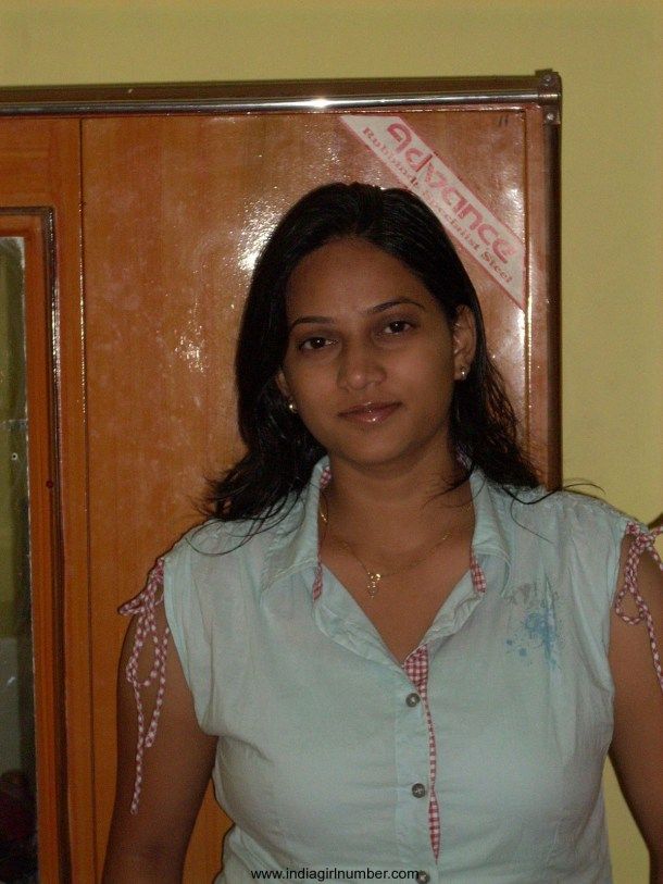 Married woman looking for 22239